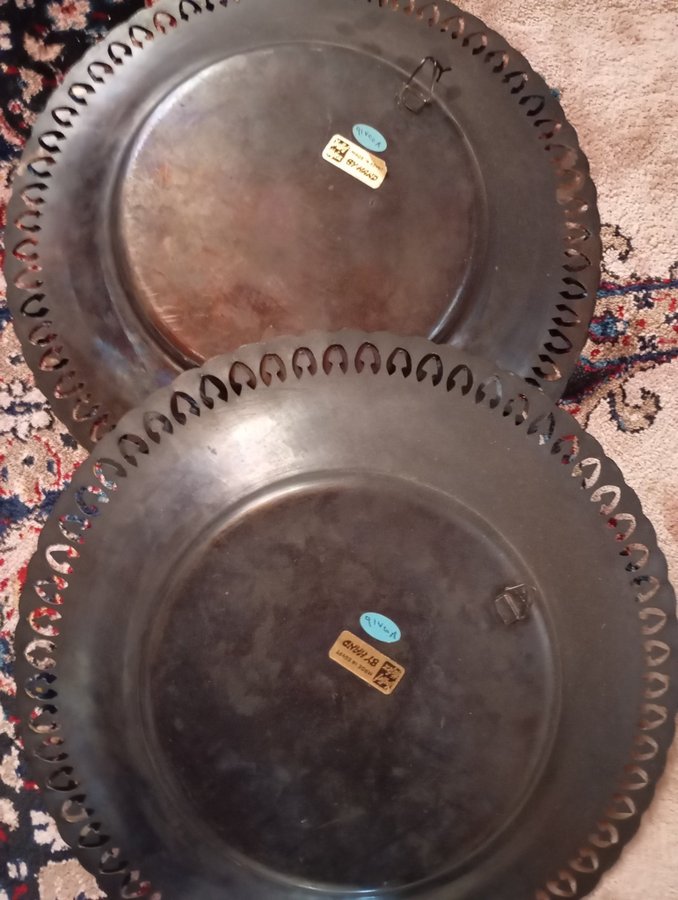 EGYPT 50s RARE HANDMADE COPPER WALL PLATES 35CM DIAMETER GOOD CONDITION SET OF 2