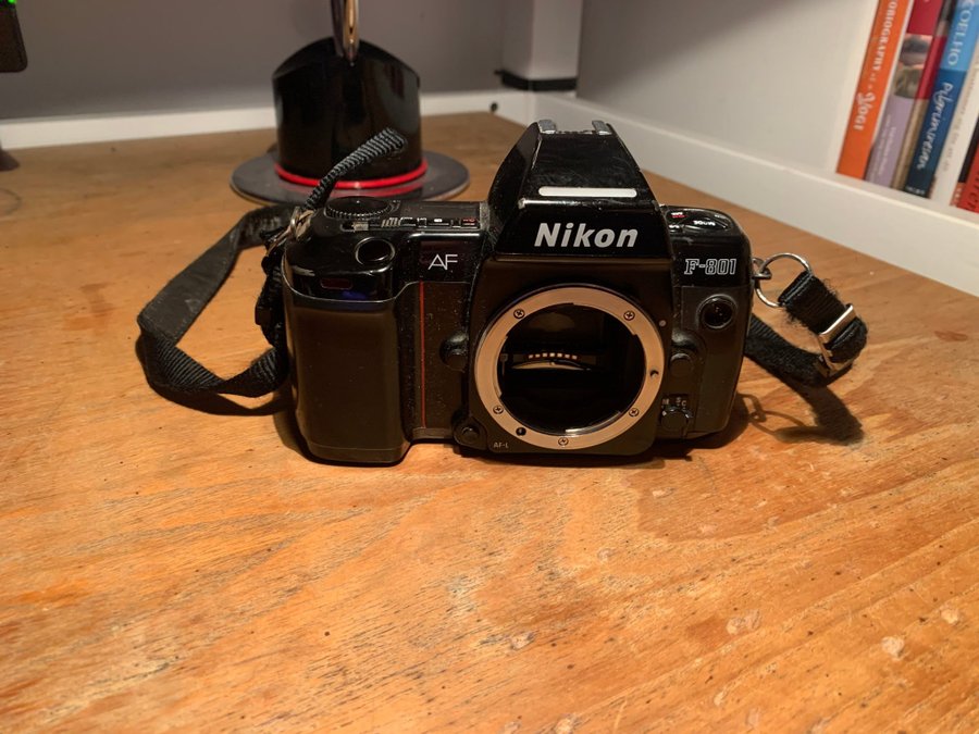 Nikon F-801