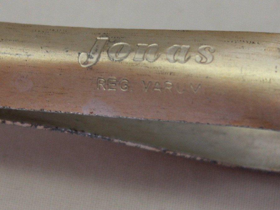 Vintage Smörkrusare Smörrullare Jonas i Rostfritt m Handtag i Färgad Aluminium