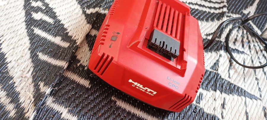 Hilti batteriladdare C 4/36-350