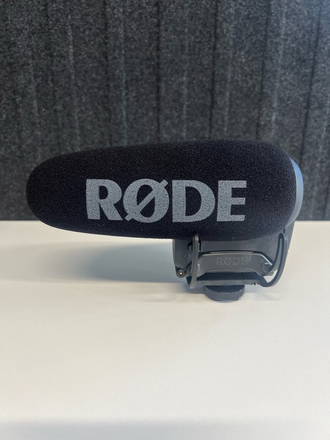 Röde VideoMic Pro + Nyskick