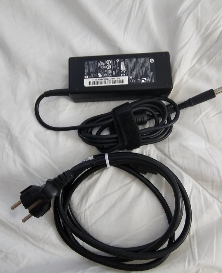 HP 90W Laptop Adapter