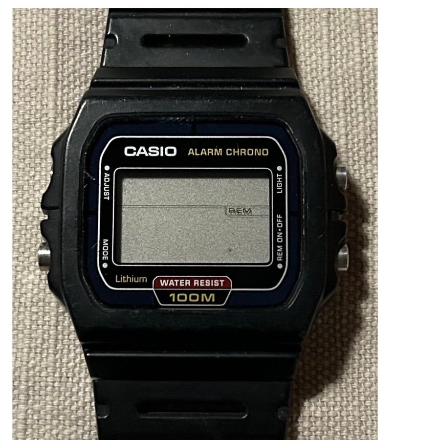 Casio W-720 Quartz Digital Klocka