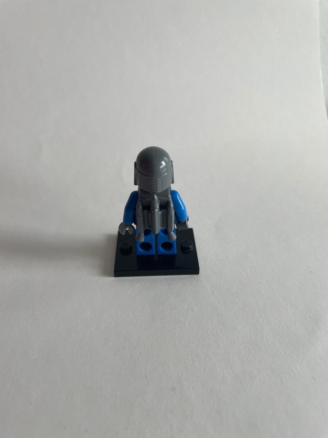 Lego Star Wars Minifigur - Mandalorian (nr 12/12)