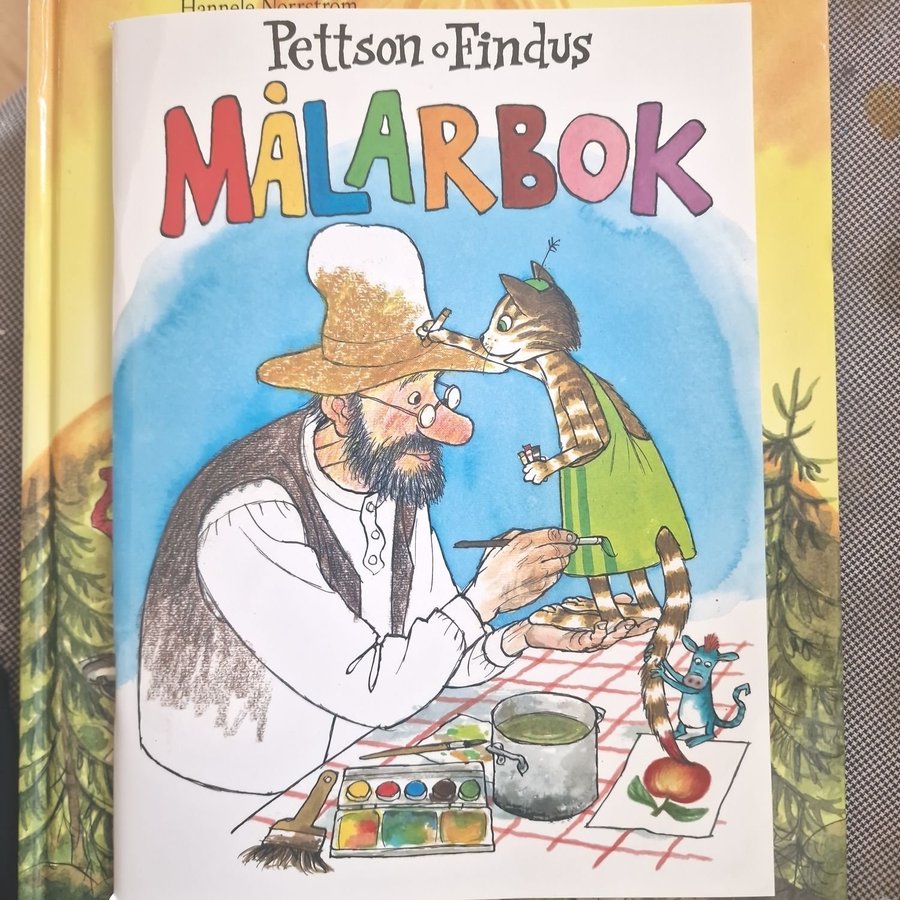 Pettson och Findus Målarbok av Hannele Norström