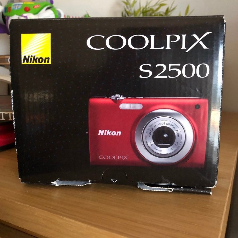 Nikon Coolpix S2500