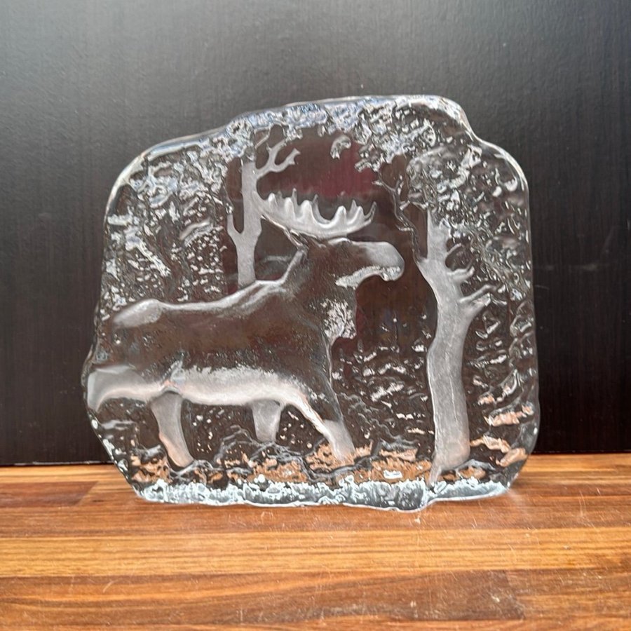 Kosta Boda | Stor Glasrelief | Hjortmotiv 21x20.5 cm