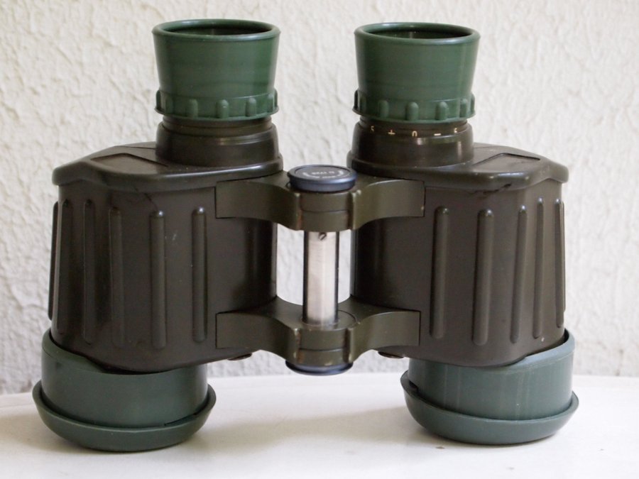 Hensoldt /Zeiss Fernglas FERO D16 8x30, army - binoculars for hunters or outdoor