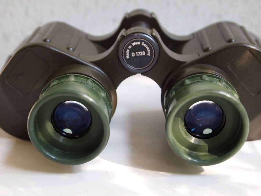 Hensoldt /Zeiss Fernglas FERO D16 8x30, army - binoculars for hunters or outdoor