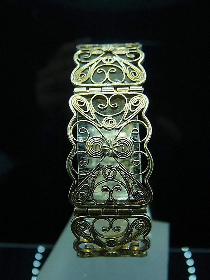 FILIGREE ARMBAND ANTIK OMkring 1920./FILIGRAN ARMBAND ANTIK UM 1920.