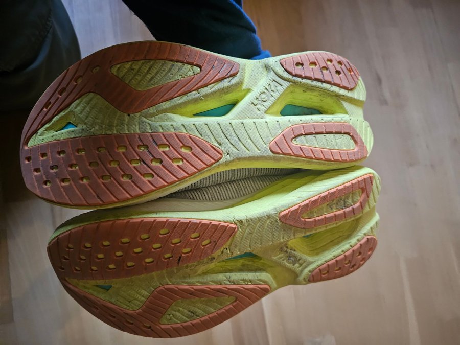 Hoka Mach X2 Löparskor Grå/Gul 41 1/3