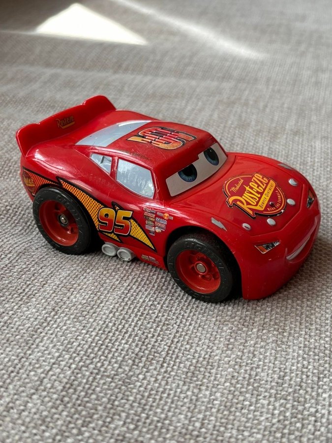 Cars Blixten McQueen -Shake n go -leksaksbil Pixar