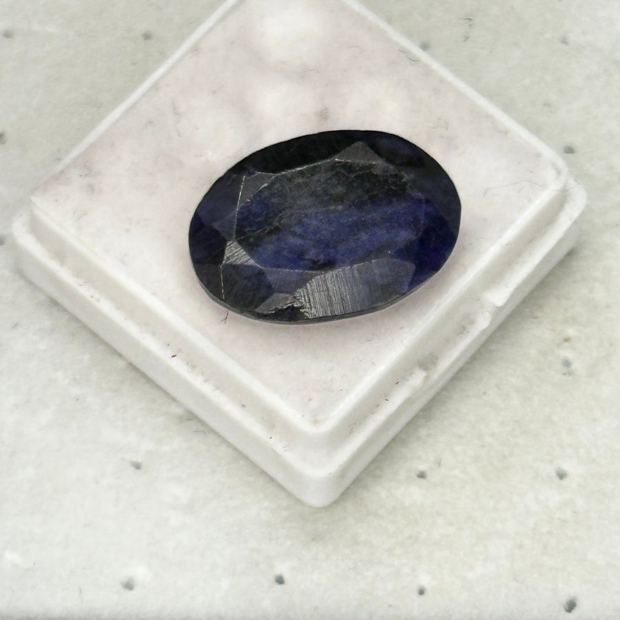 Natural Sapphire 10,75 ct