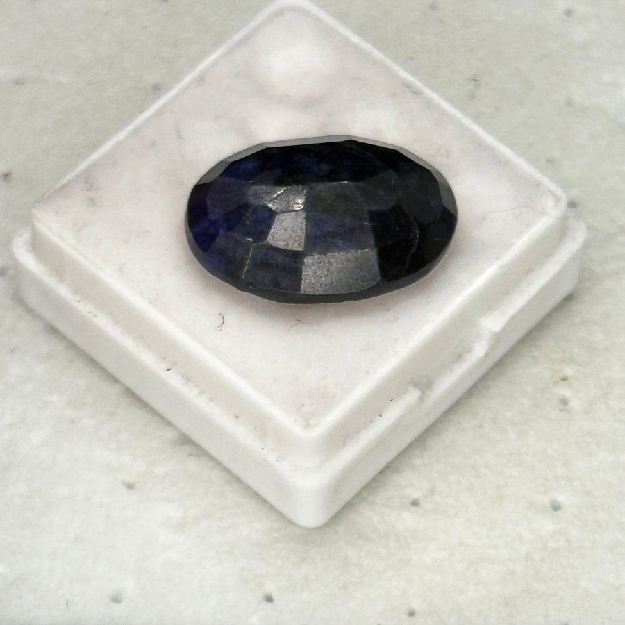 Natural Sapphire 10,75 ct