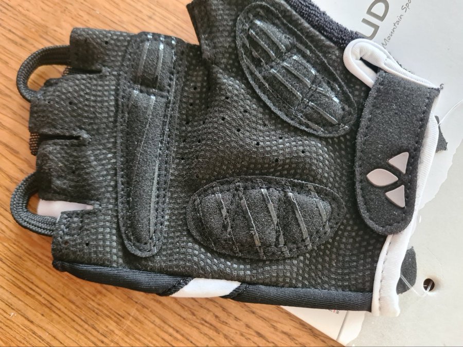 VAUD/WOMENS/ADVANCED GLOVES/6/XS