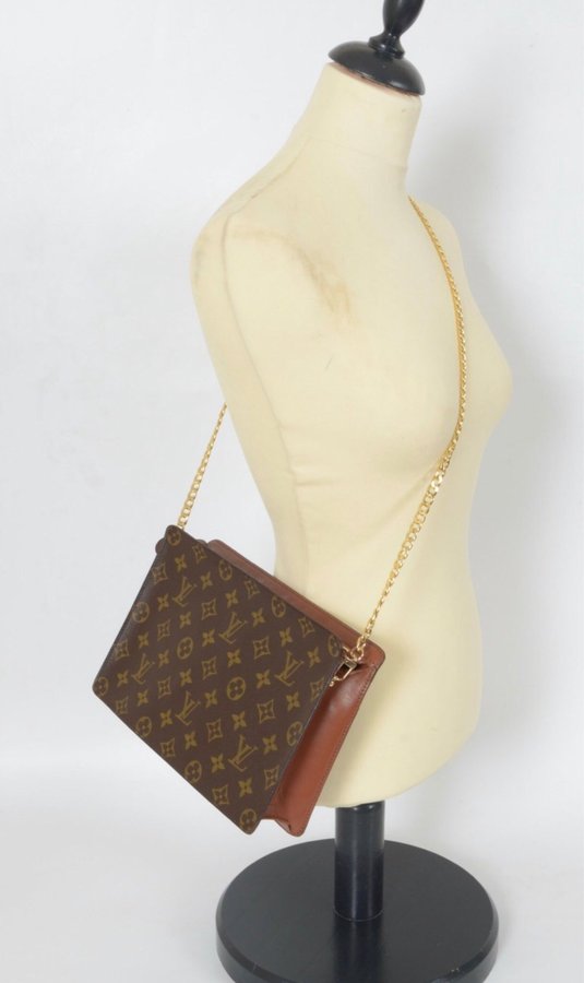 LOUIS VUITTON MONOGRAM CLUTCH POCHETTE AXELVÄSKA CROSSBODY