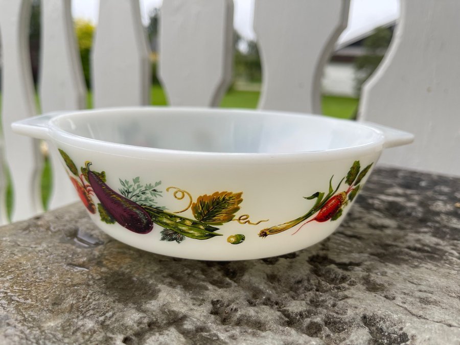 Pyrex England Garden design grönsaker vit ugnsfast skål ugnsform 18,5x16,5x5,5cm