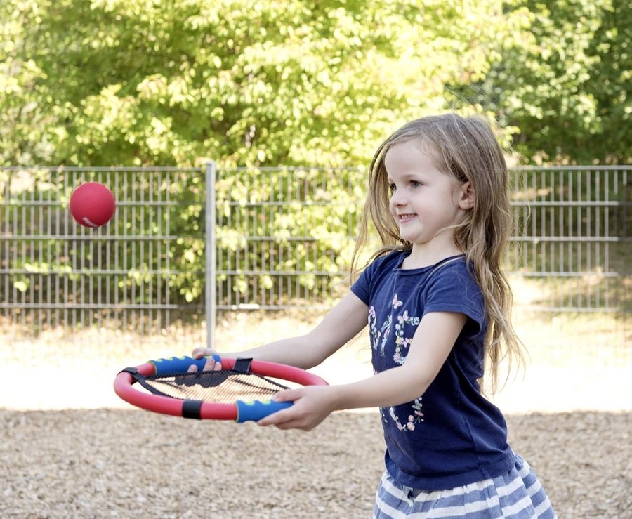 Beleduc Catch  Throw Ring Set