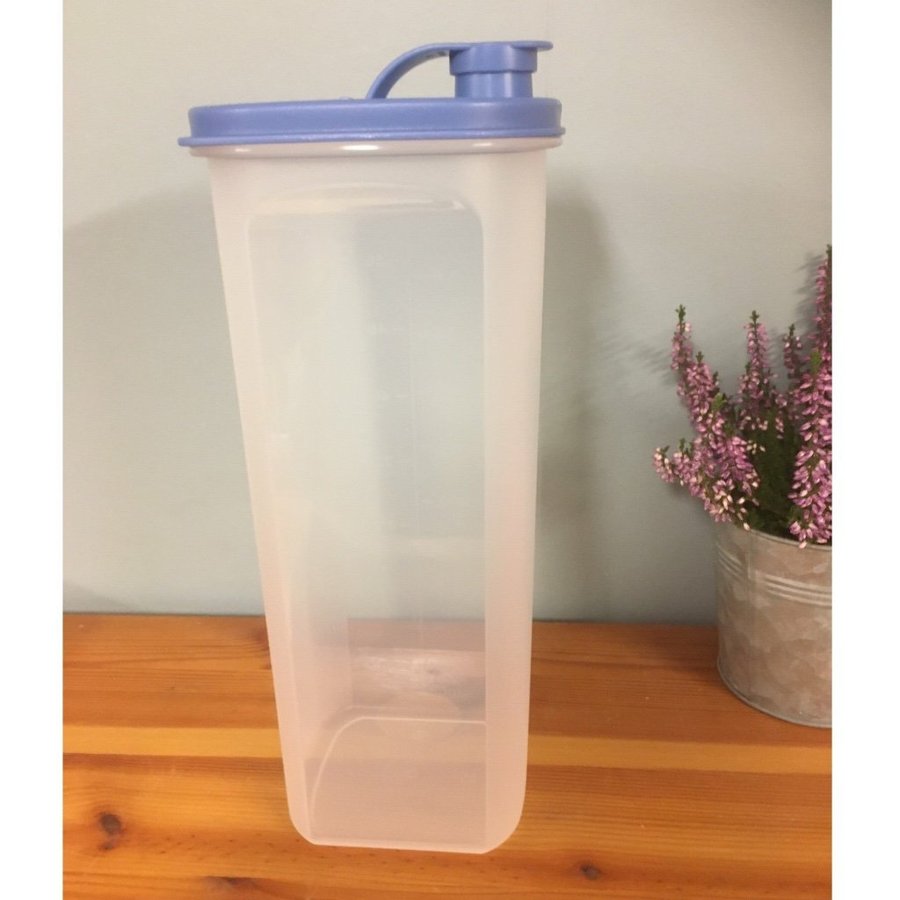 Tupperware Slimeline Kanna 2 liter med hällpip