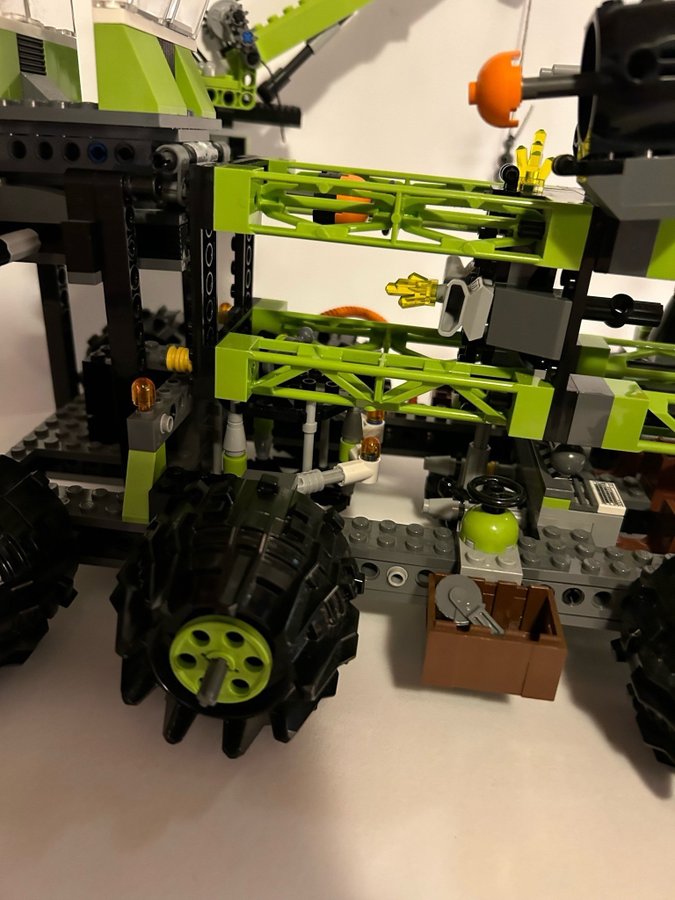 Lego Power Miners 8964 - Titanium Command Rig