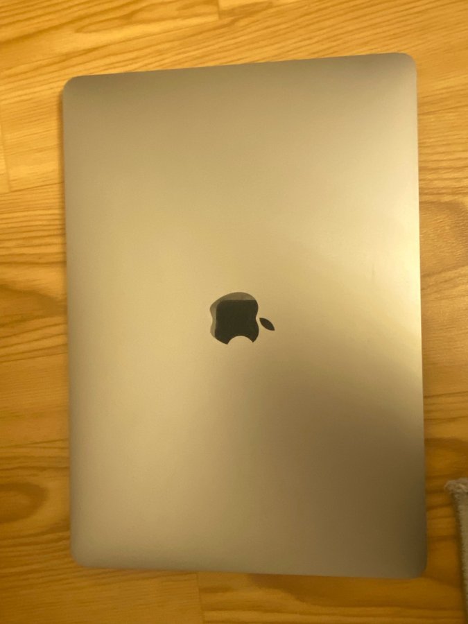 MacBook air Retina (separat använt)