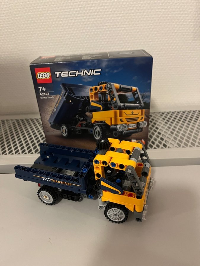 LEGO 42147 Technic Dumper Dump Truck 2-in-1