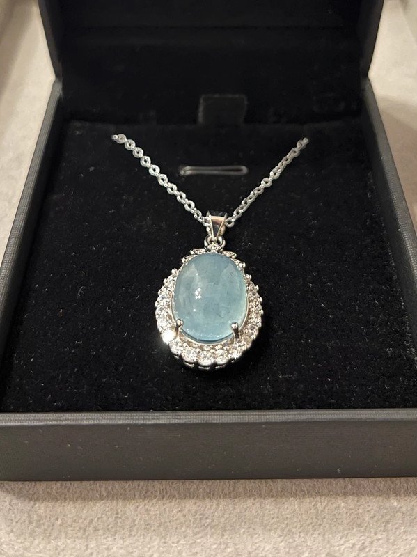 Sterling Silver Necklace with Aquamarine Gemstone