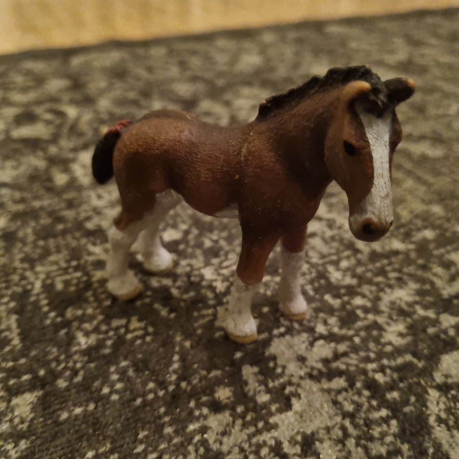 Schleich 13810 Clydesdale föl (2016- )