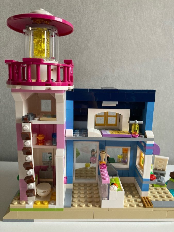 Lego Friends 41094 Heartlakes fyr, komplett!