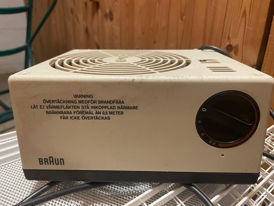 En värmefläkt av märket Braun med 2 kW kapacitet