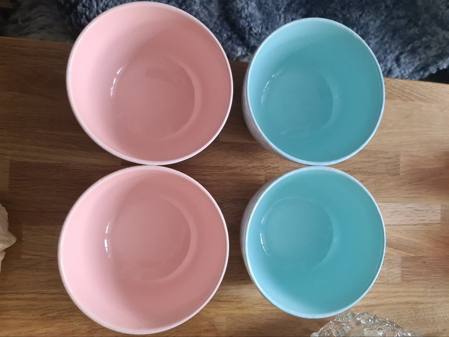 4 Vackra retro skålar rosa grön melerade