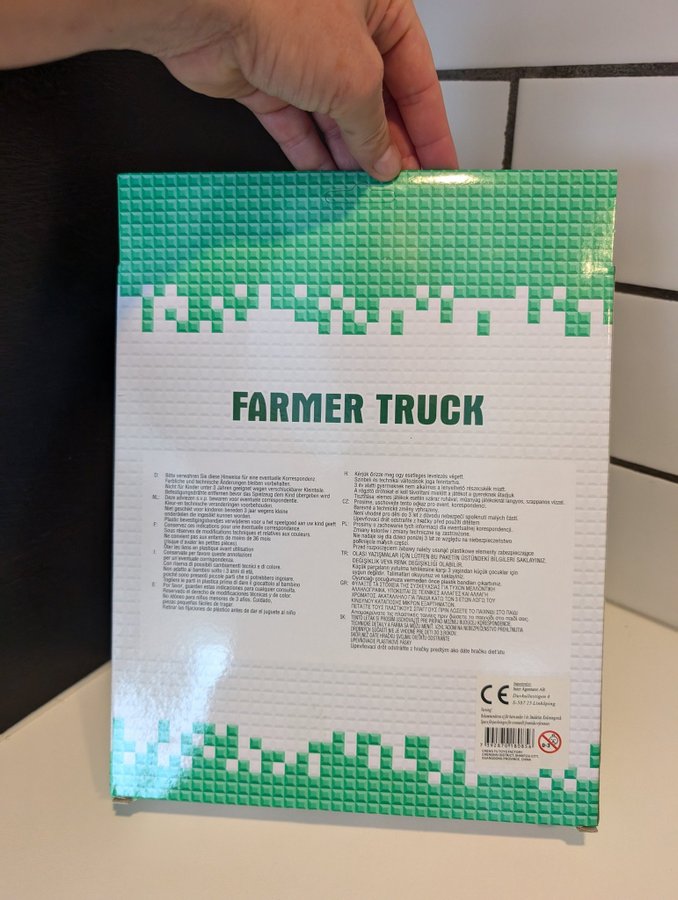 Farm truck - traktor med släp/last