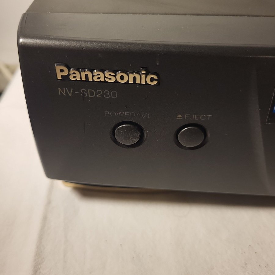 Panasonic NV-SD230EG VHS Videobandspelare***