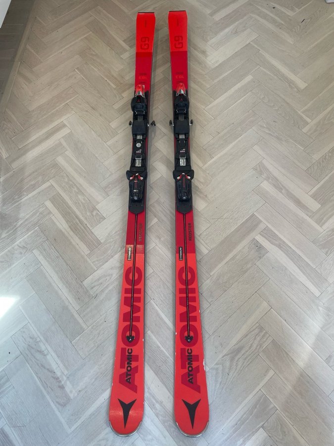 Atomic Redster G9 Skidor