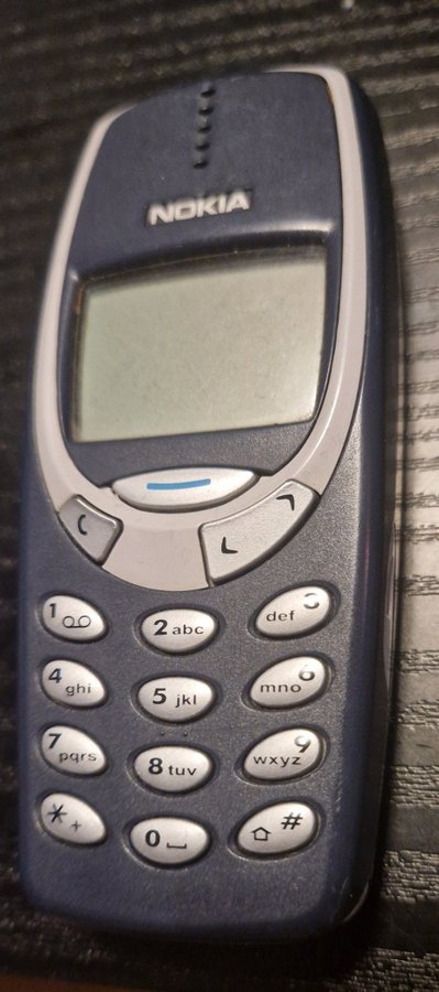 Nokia 3310! Mobiltelefon!