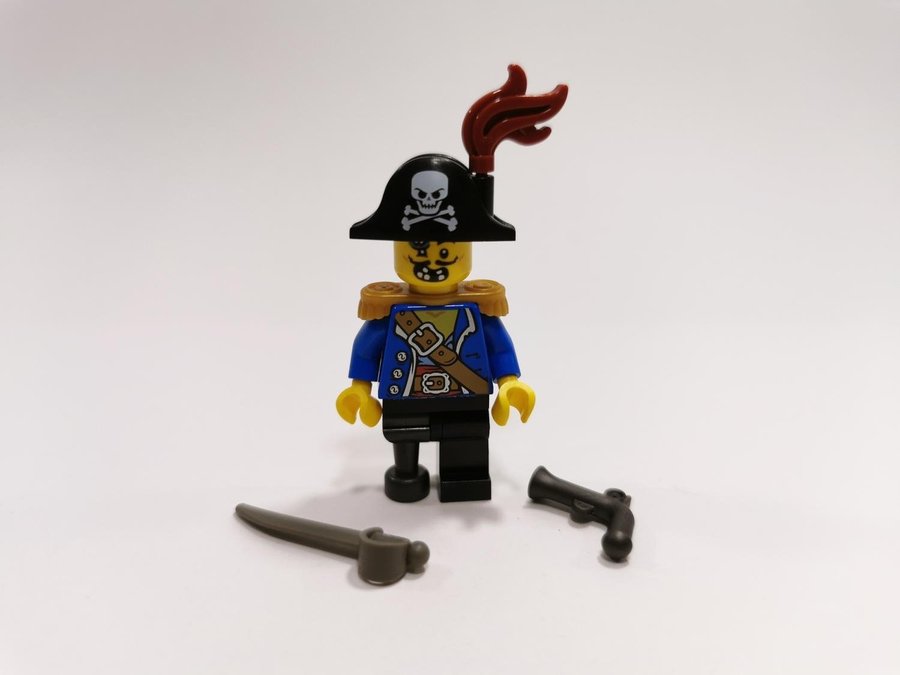 Lego - minifigur - pirat - pirates - sjörövare - kapten - blå - med utrustning