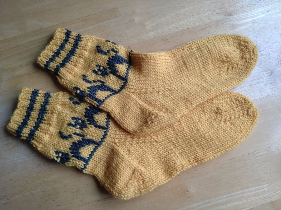 Raggsockor stickade sockor kattmotiv strl 37-38