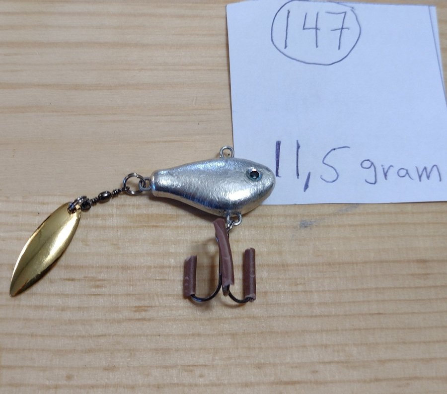 Tail Spinner 11,5 gram (handgjord) nummer 147