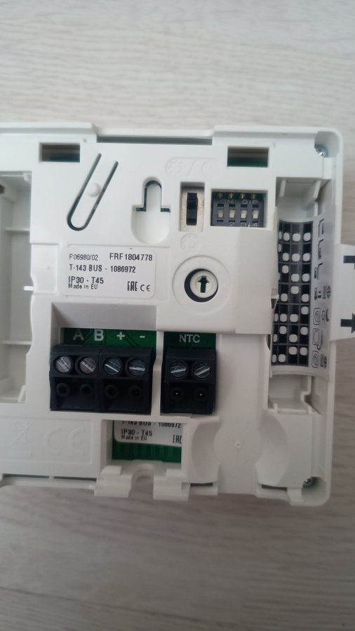 Rumstermostat Uponor Smatrix BASE T-145 Bus POD