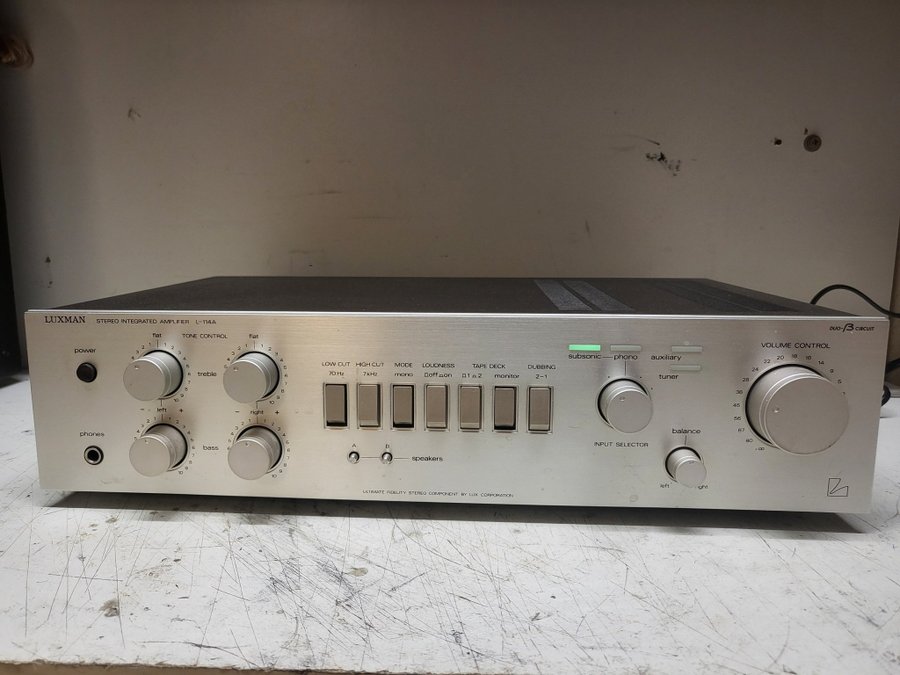 LUXMAN L-114A Stereo Integrerad Förstärkare