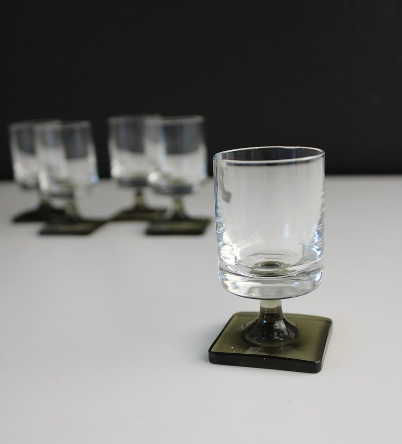 Rosenthal | Snappsglas | Rök/Svart Fot | 5st