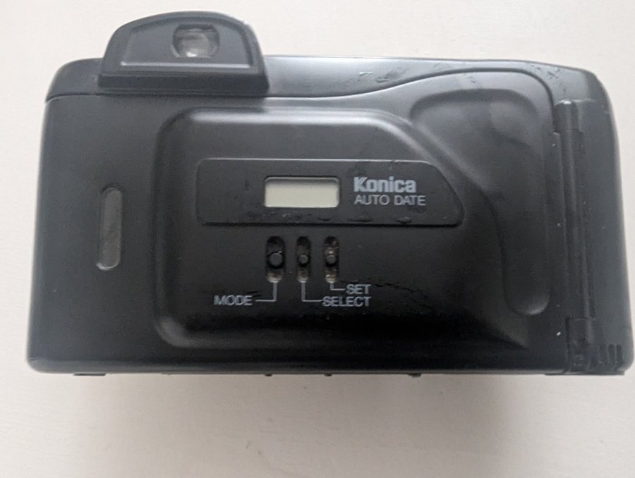 Konica Auto Date 35mm kamera