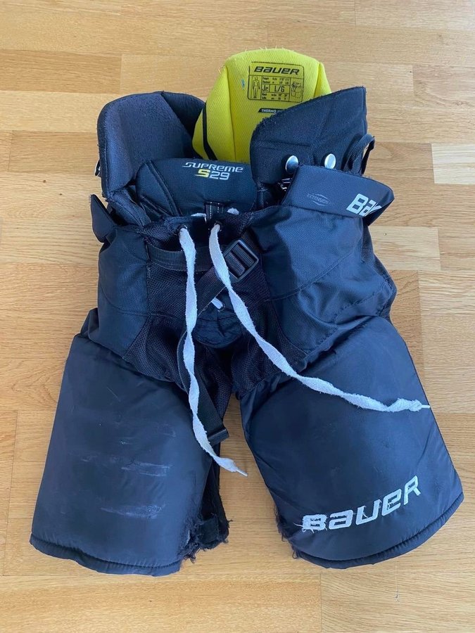 Bauer Supreme S2 Hockeybyxor Junior Storlek L/G