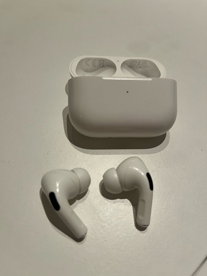 Defekt Apple AirPods Pro 2021