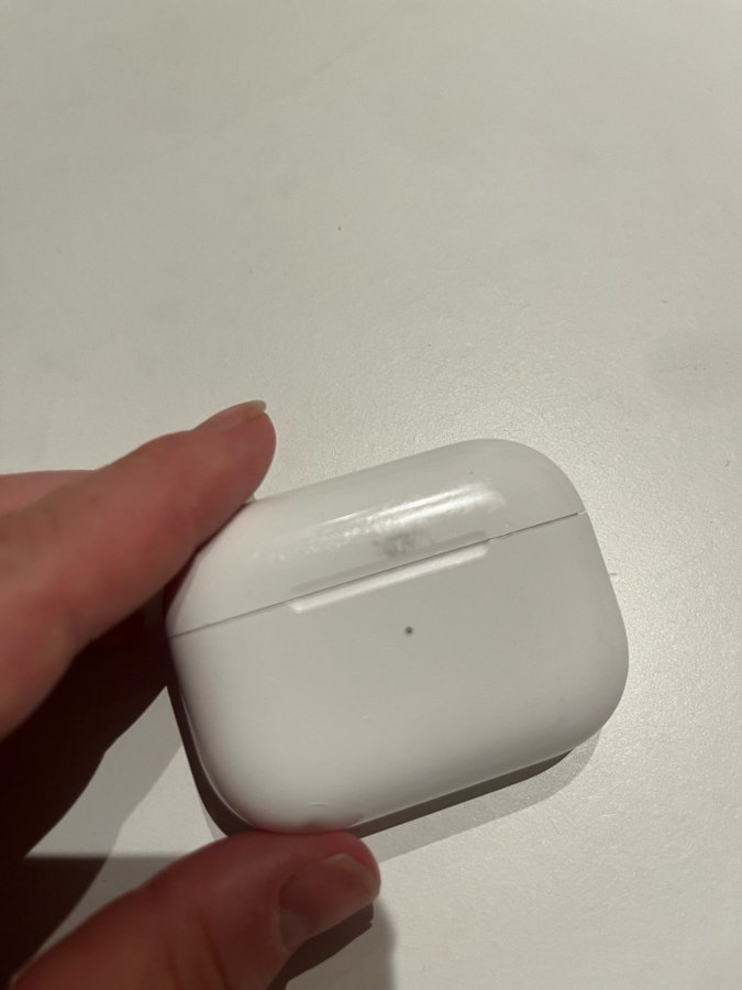 Defekt Apple AirPods Pro 2021