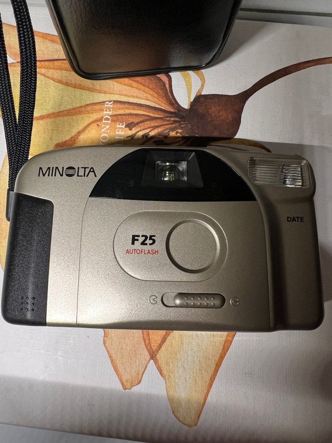 Minolta F25 Autoflash Kamera