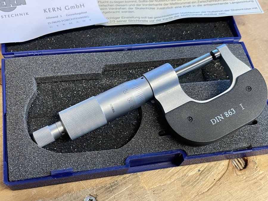 Kern mikrometer 0-25.