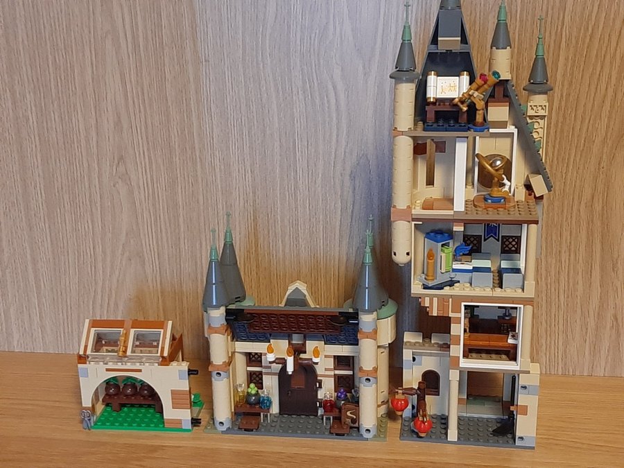 100% Komplett | LEGO Harry Potter | Hogwarts Astronomy Tower 75969