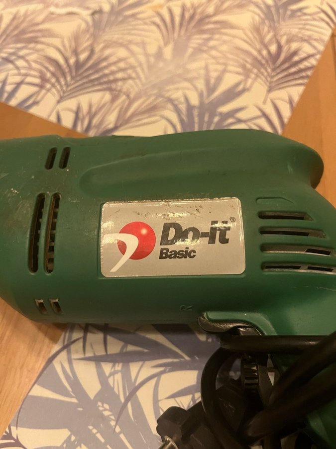 Do-It Basic Borrmaskin och Lödkolv