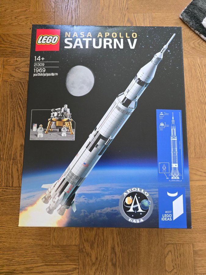 LEGO NASA Apollo Saturn V 21309 Ny/oöppnad